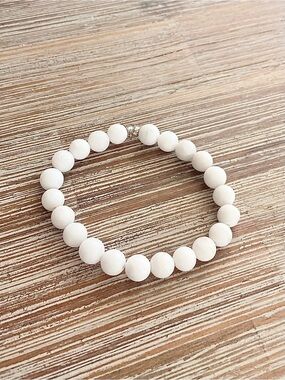 Ivory Howlite Serenity Stretch Bracelet